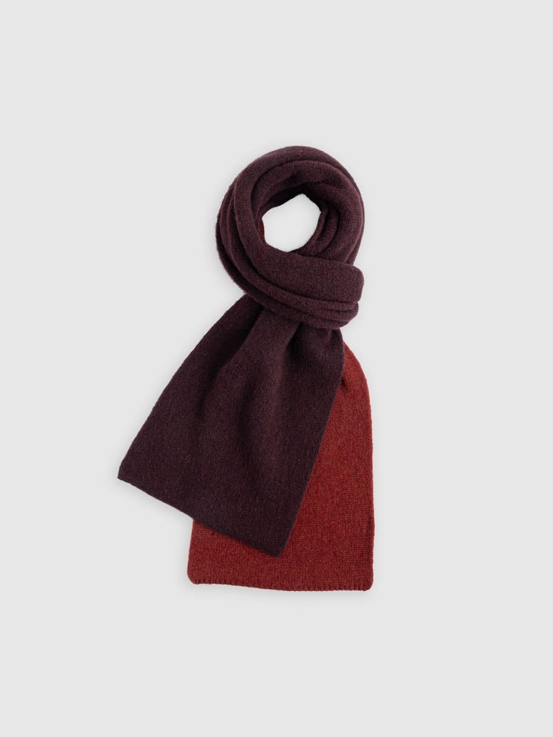 Howlin' Chocolate Laser Attack Scarf