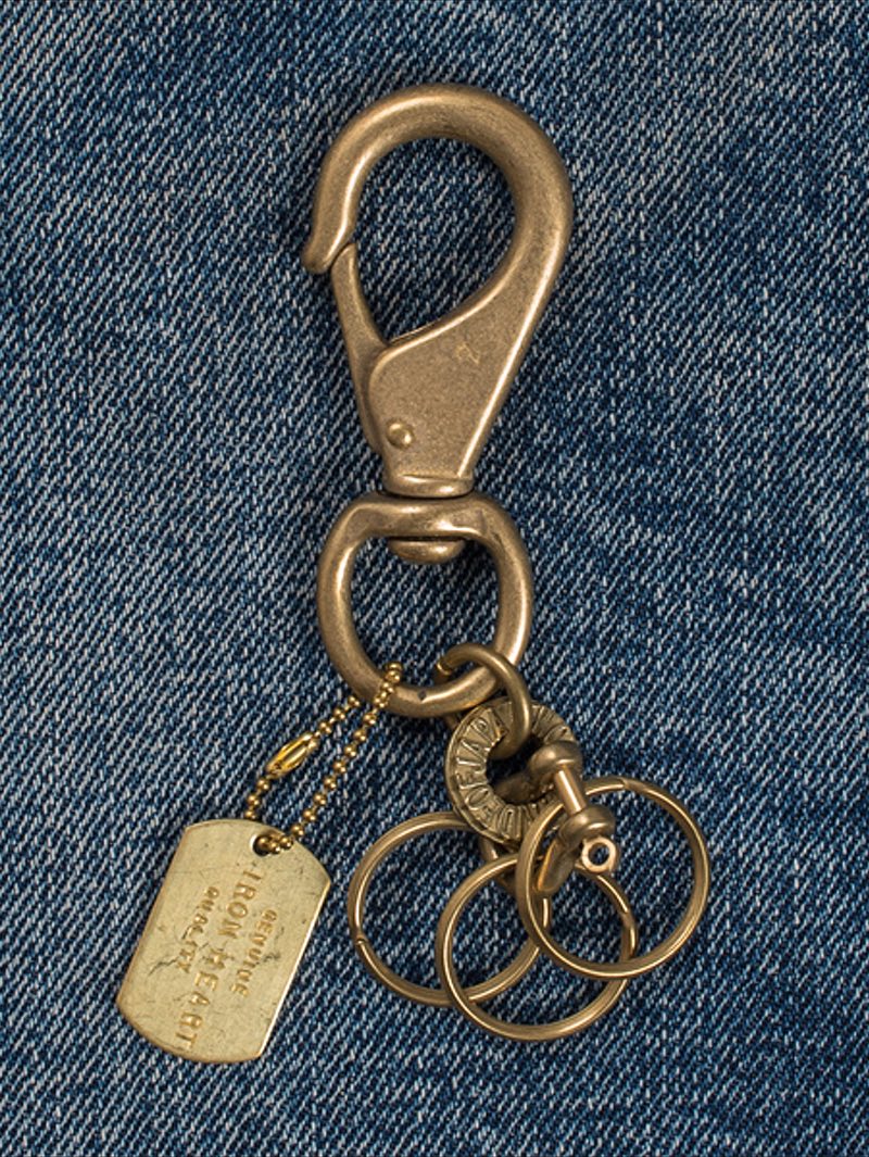 Iron Heart Large Clip with Swivel and rings