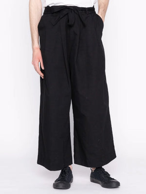 Naked & Famous Wide Leg Trouser - Rinsed Oxford - Black