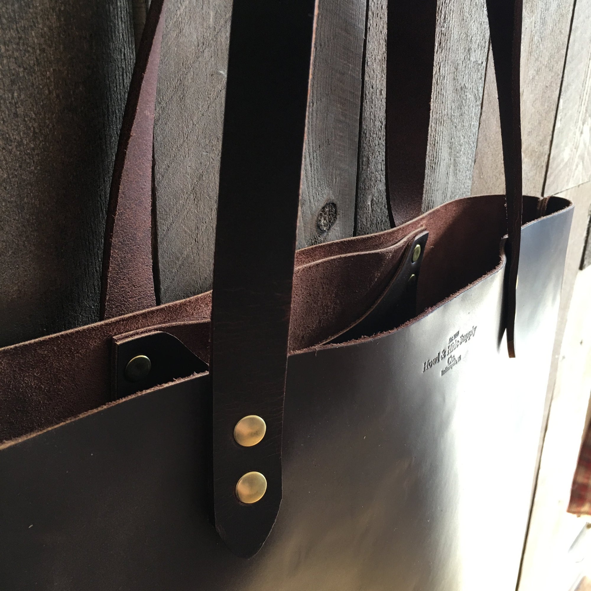 Howl and Hide Jameson Tote in Umber